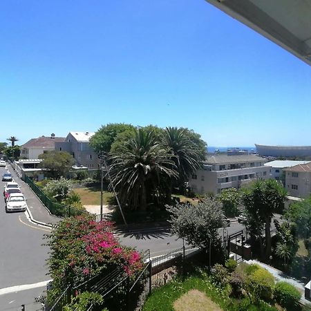 Portswood Mews - Chic White Studio Apartment Green Point Cape Town Exterior photo