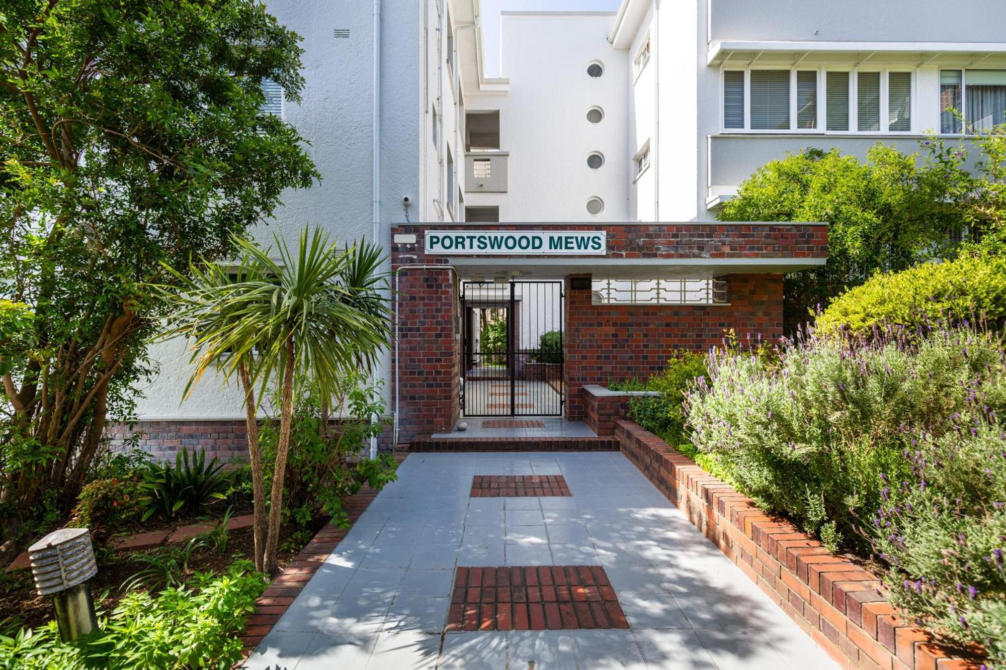 Portswood Mews - Chic White Studio Apartment Green Point Cape Town Exterior photo
